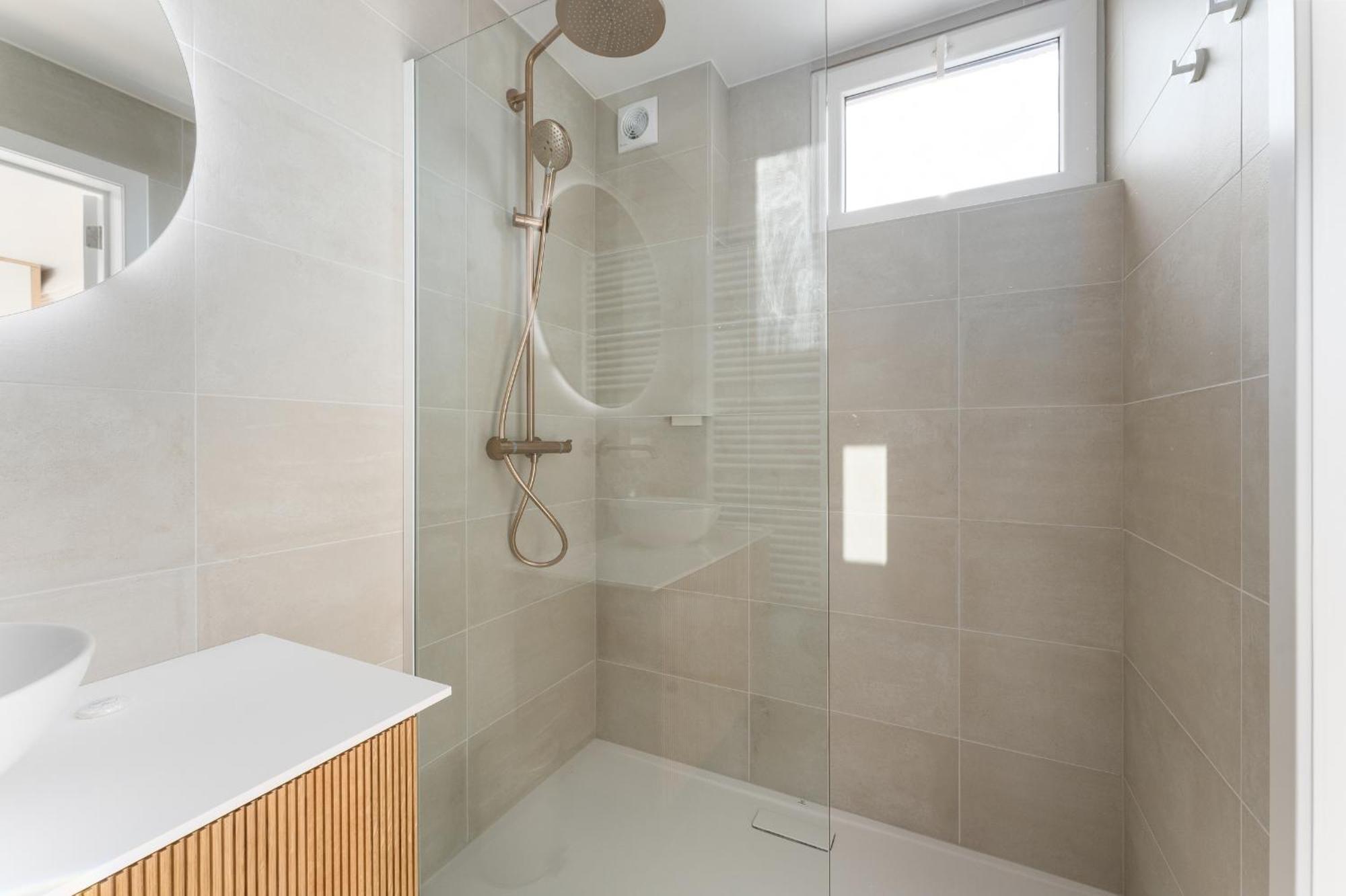 Apartment Romantisch Luxe Penthouse Met 2 Zonneterrassen *